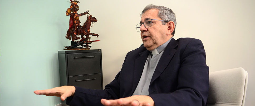‘PUC-Rio tem a missão de formar pessoas com capacidade de pensar a complexidade do mundo e transformá-lo num lugar melhor’ Pe. Miguel de Oliveira Martins Filho, S.J., assume a Vice-Reitoria com o objetivo de acentuar a identidade comunitária e transformadora da PUC-Rio