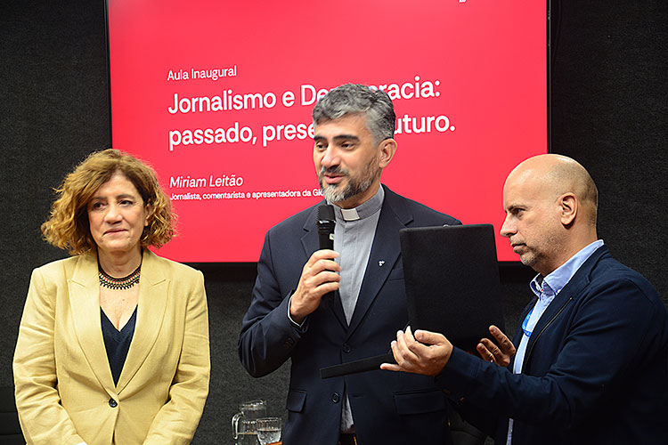 Míriam Leitão, o jornalismo e a democracia